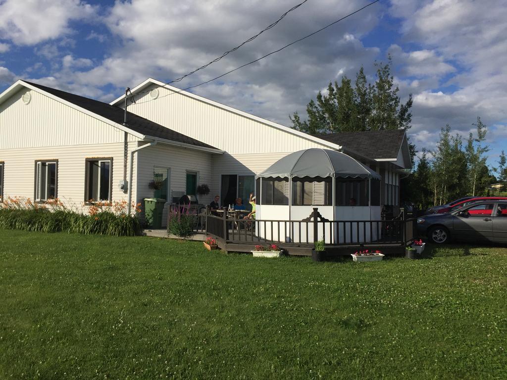 Maison Du Moulin Apartamento L'Isle-aux-Coudres Exterior foto